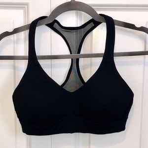 Lululemon Speed Up Bra size 4 C/D cup